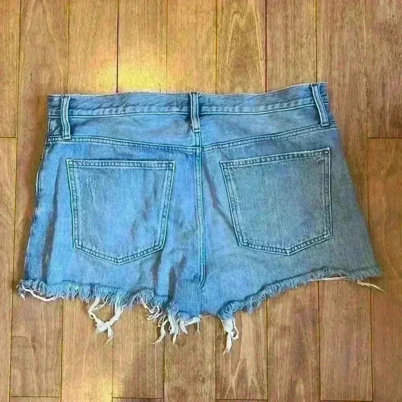 Madewell relaxed denim shorts size 32 - Picture 2 of 4